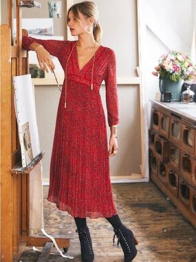 Sézane Petra Dress I Red Long Sleeve V-Neck Pleated Maxi Dress